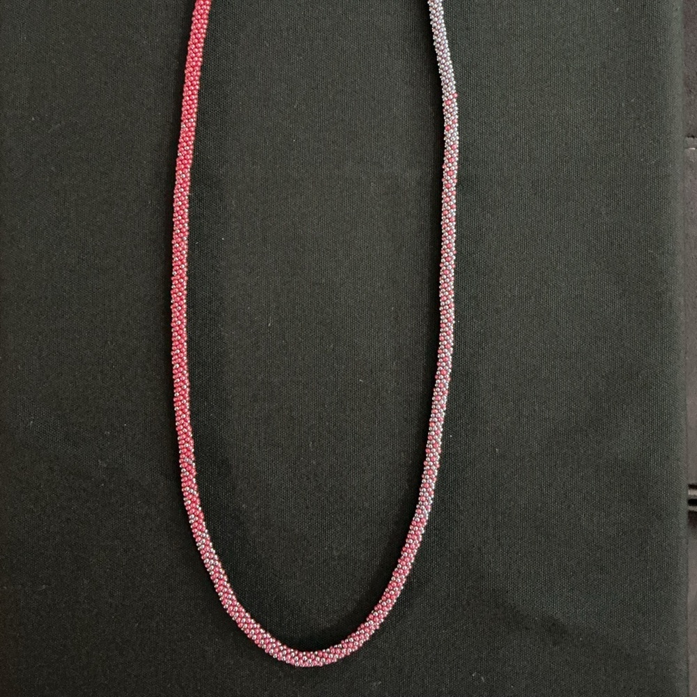 Chic Red and Black Beaded Necklace